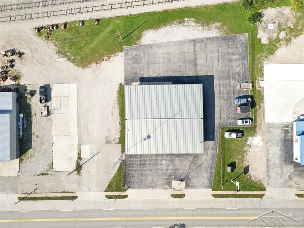 513 E Saginaw Street Breckenridge Village MI 48615
