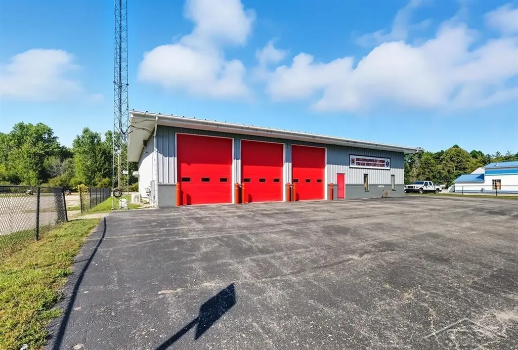 513 E Saginaw Street Breckenridge Village MI 48615