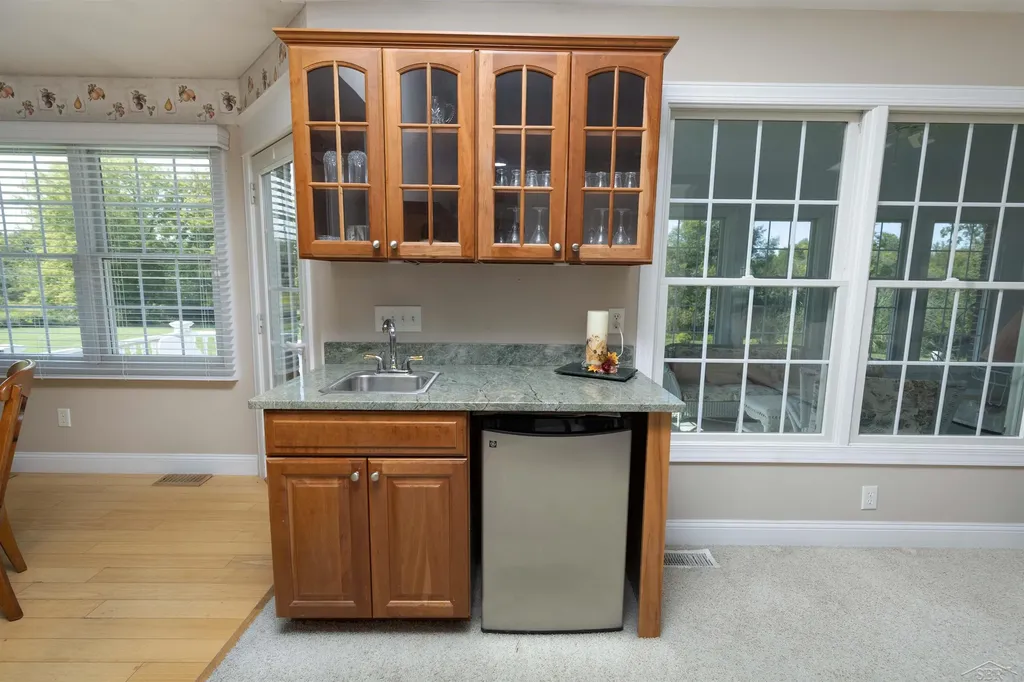 5832 N Braeburn Street Saginaw Charter Township MI 48638