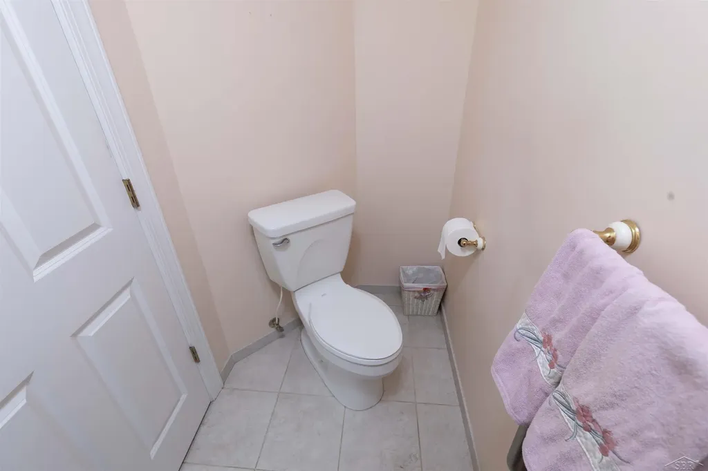 5832 N Braeburn Street Saginaw Charter Township MI 48638