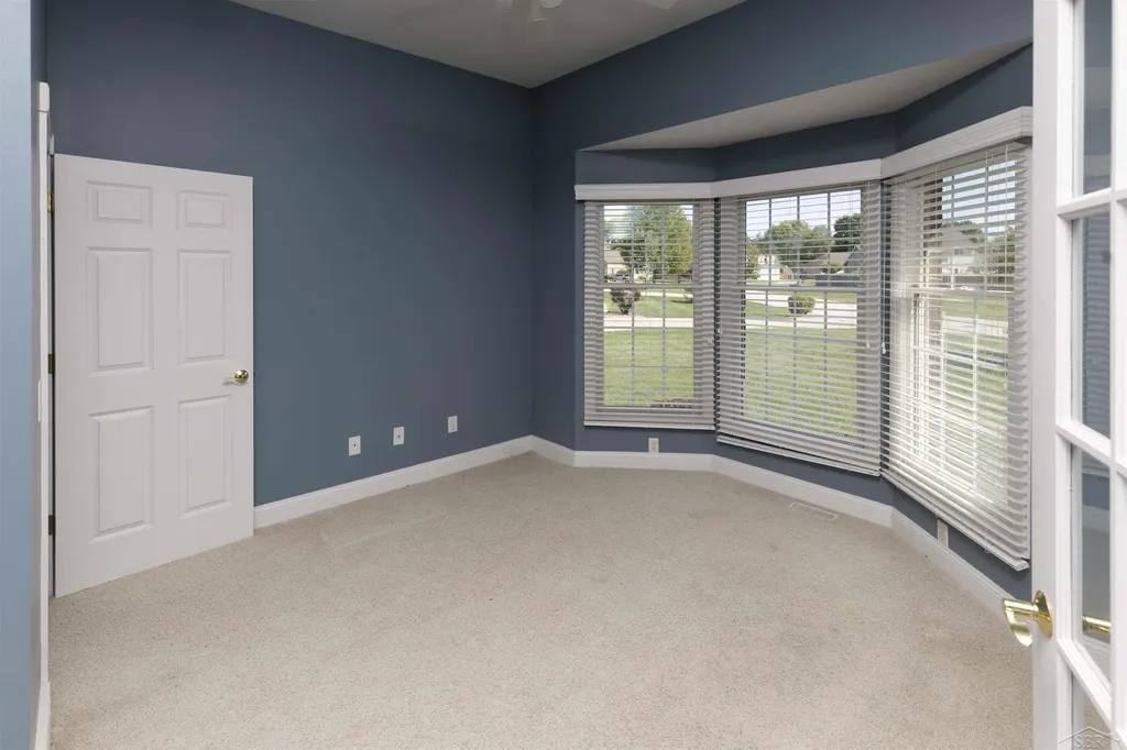 5832 N Braeburn Street Saginaw Charter Township MI 48638
