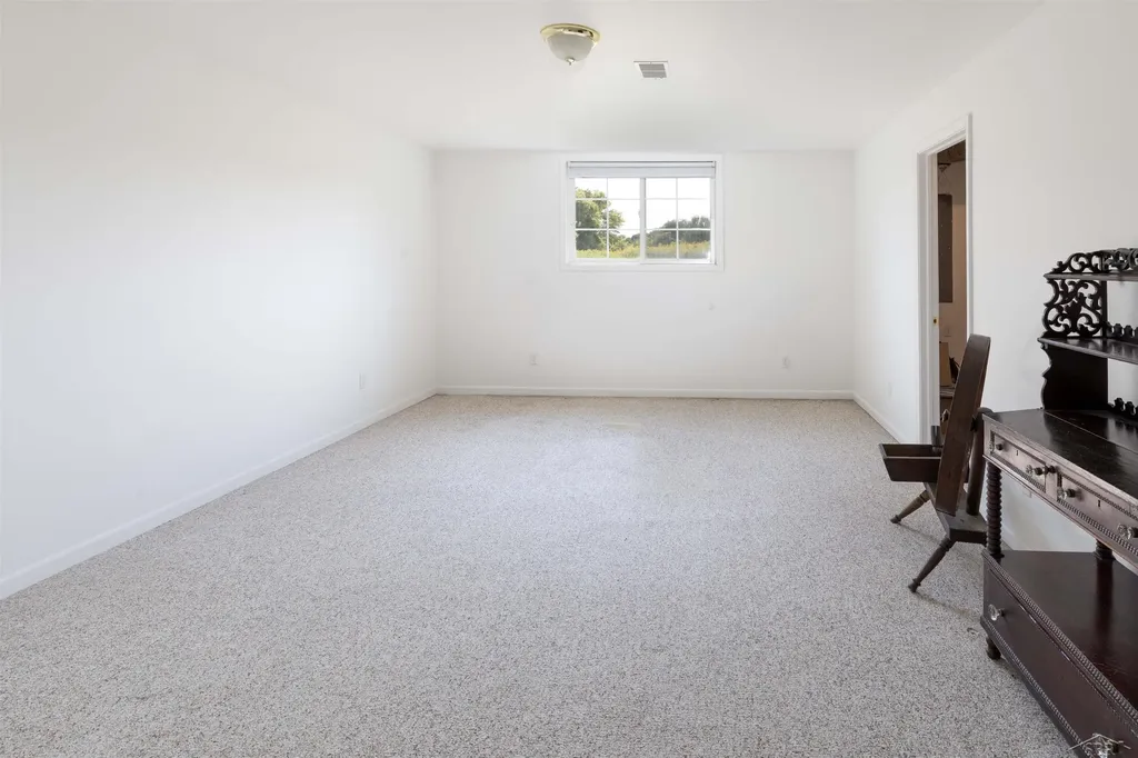 5832 N Braeburn Street Saginaw Charter Township MI 48638