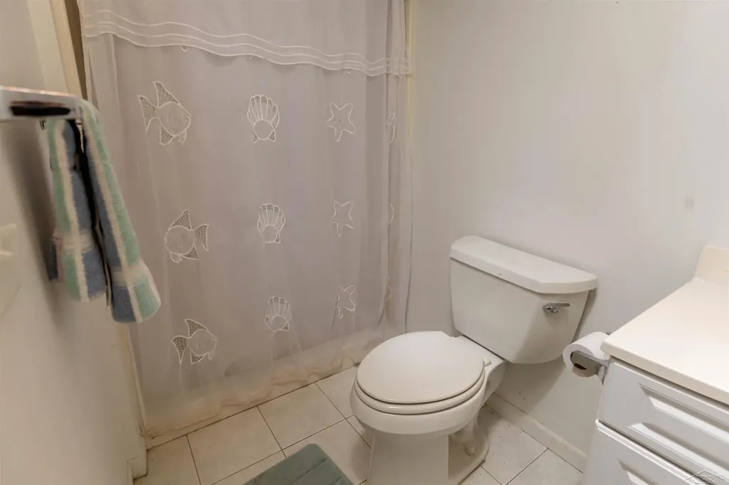 5832 N Braeburn Street Saginaw Charter Township MI 48638
