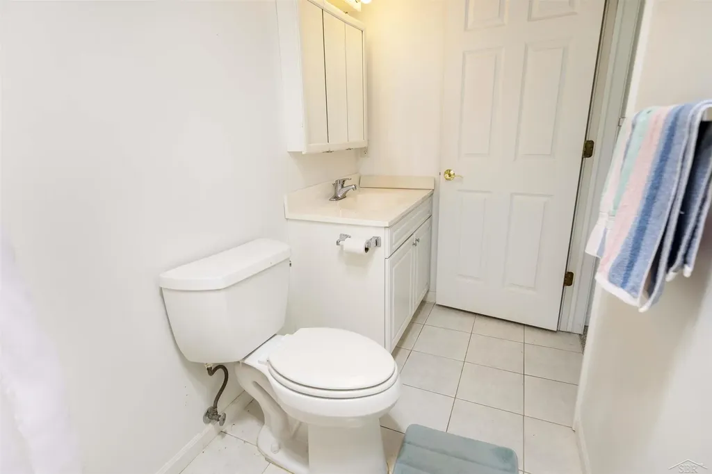 5832 N Braeburn Street Saginaw Charter Township MI 48638