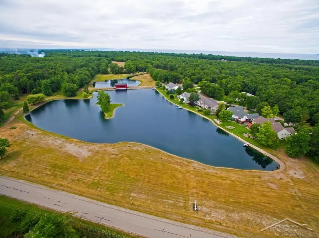 5718 County Kerry Drive Caseville City MI 48725
