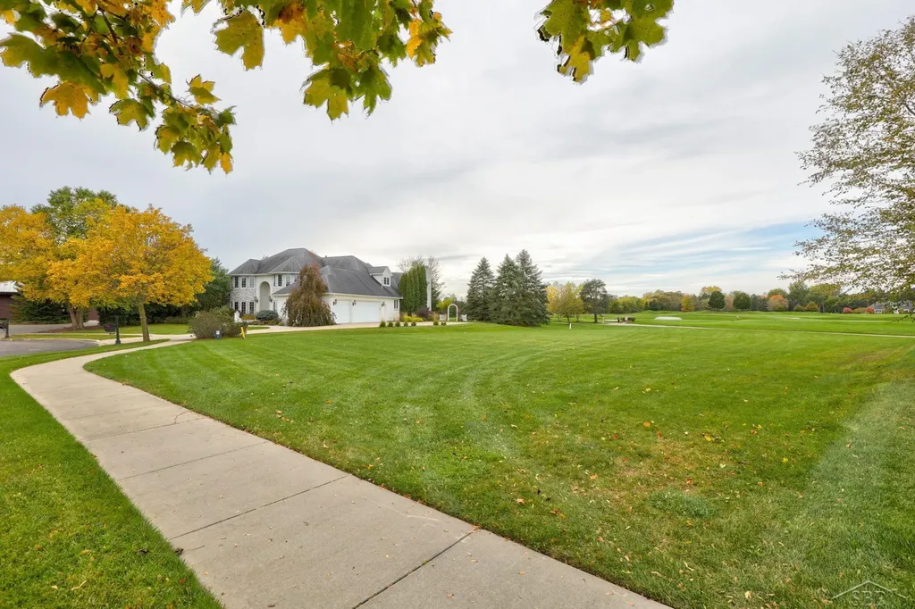 23 E Grove Lot Court Thomas Township MI 48623