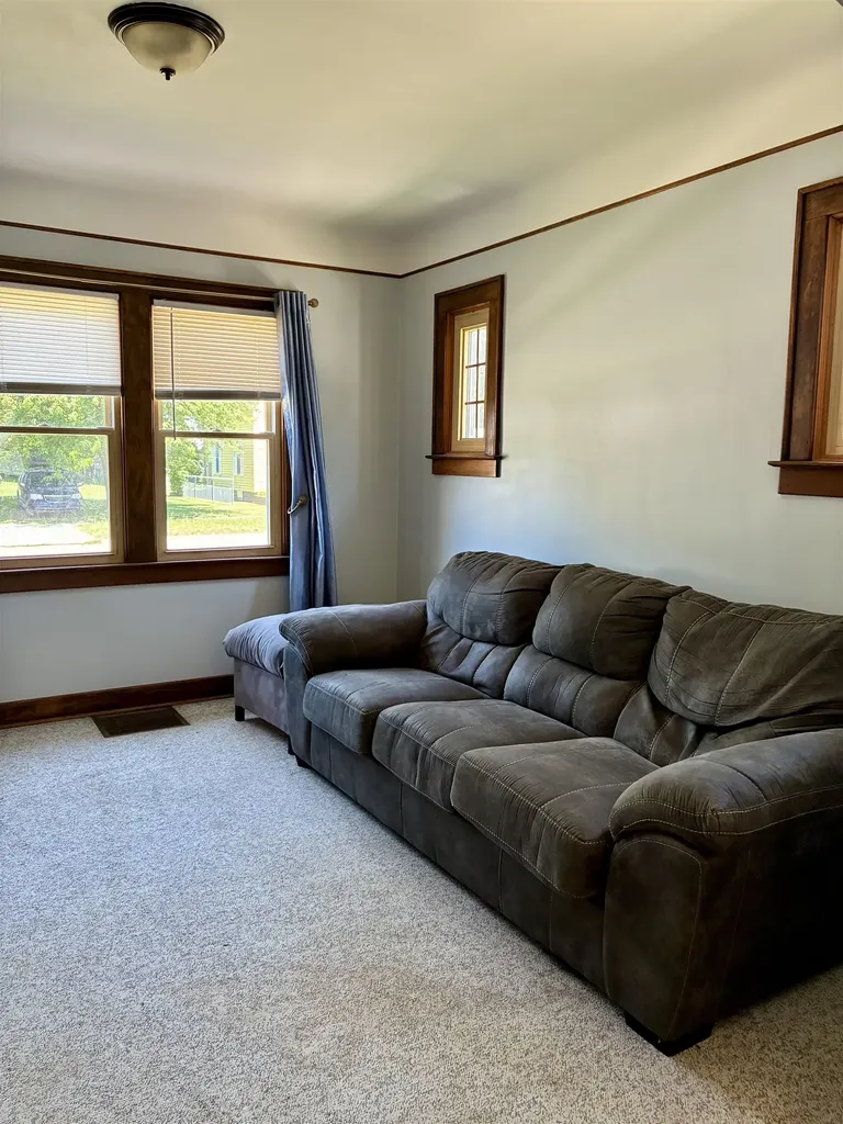 509 W Main Street Durand City MI 48429
