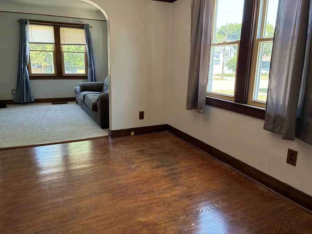 509 W Main Street Durand City MI 48429