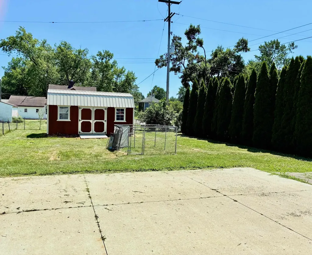 509 W Main Street Durand City MI 48429