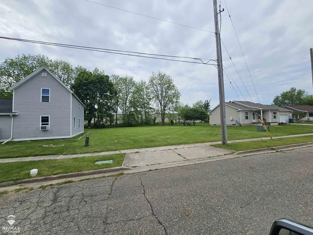 1623 Lynn Street Owosso City MI 48867