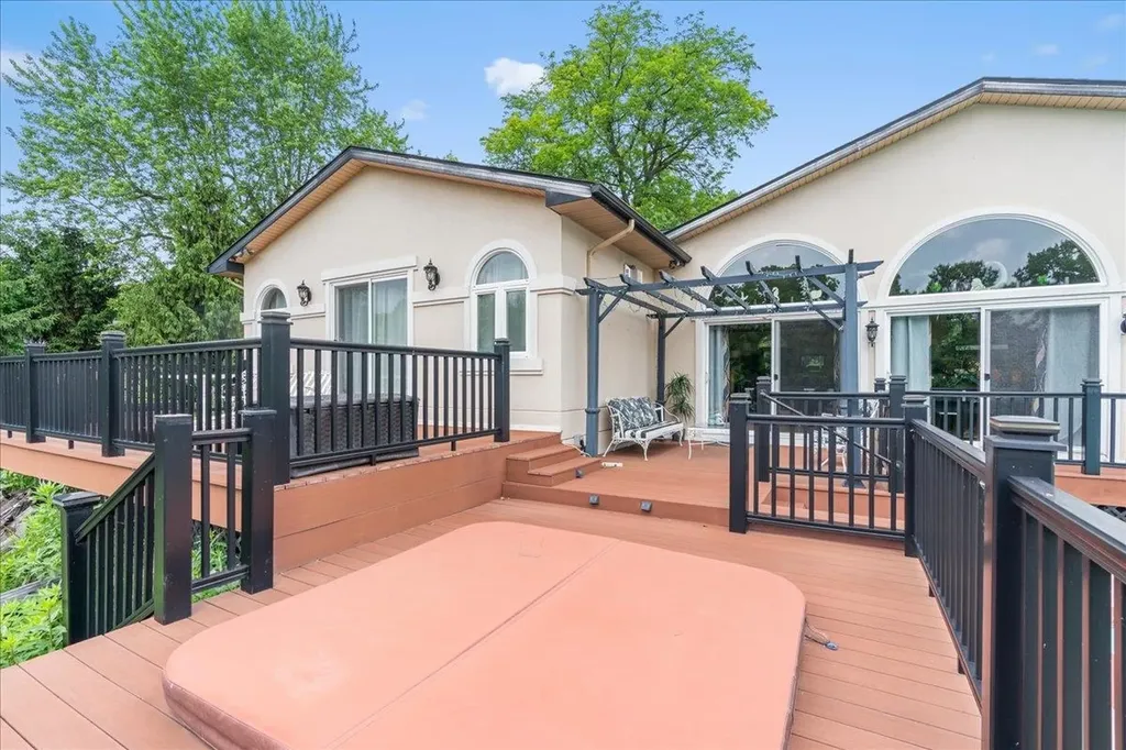 415 Curwood Drive Owosso City MI 48867