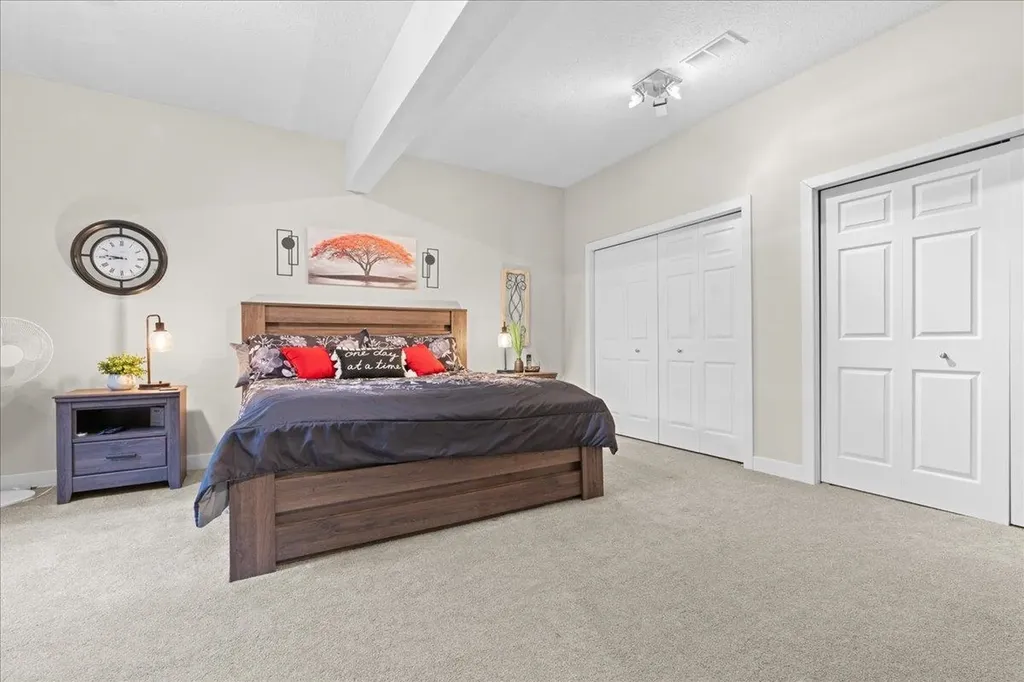 415 Curwood Drive Owosso City MI 48867