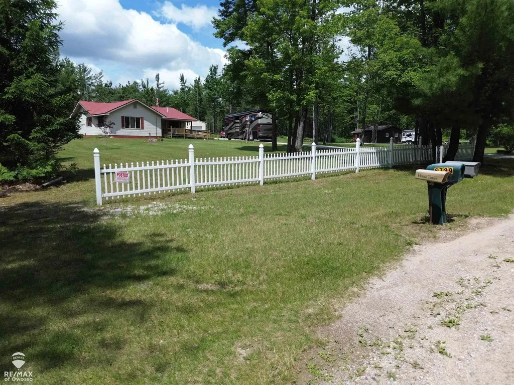 6800 Birch Valley Trail Corwith Township MI 49795