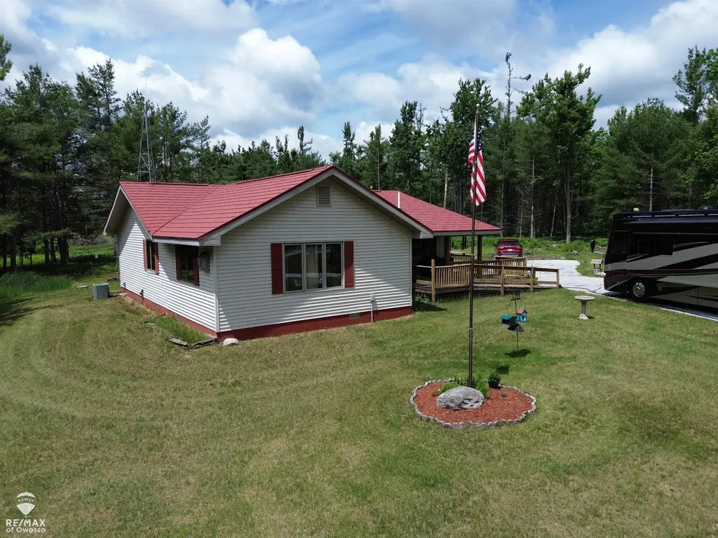 6800 Birch Valley Trail Corwith Township MI 49795