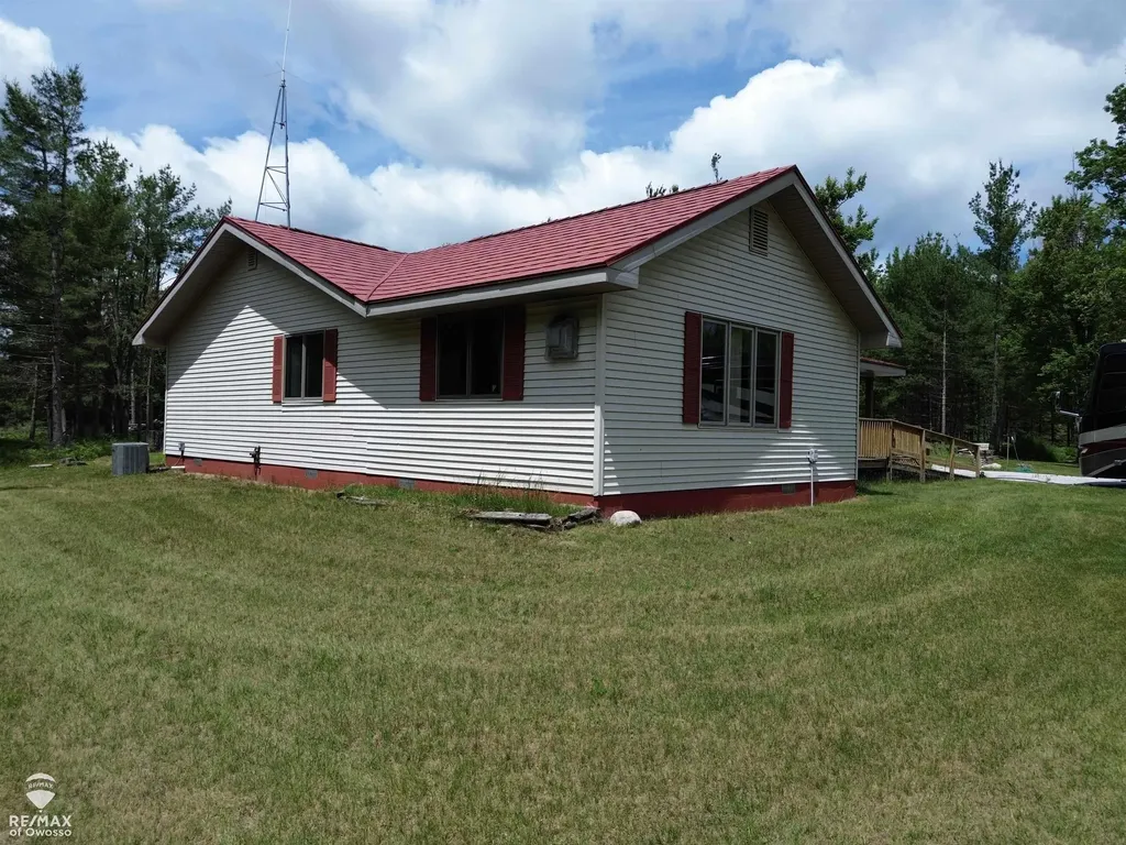 6800 Birch Valley Trail Corwith Township MI 49795