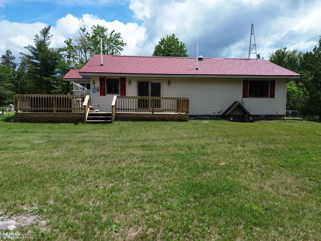 6800 Birch Valley Trail Corwith Township MI 49795