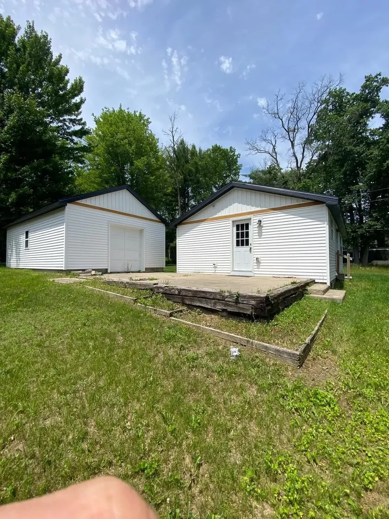8332 Tedrow Trail Winterfield Township MI 49665