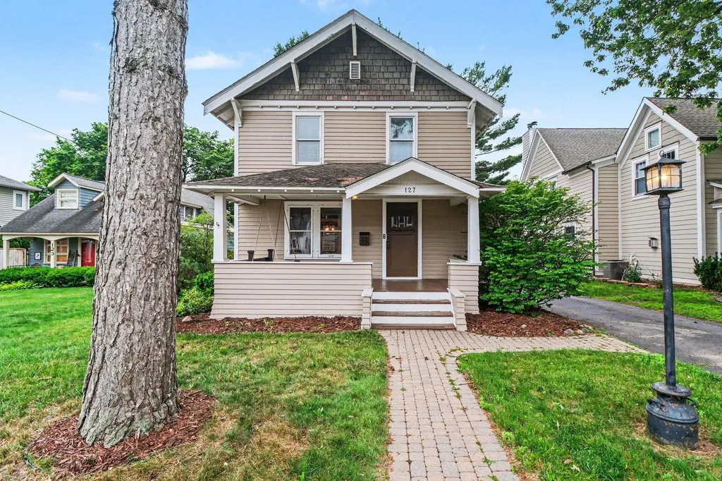 127 Drace Street Rochester City MI 48307