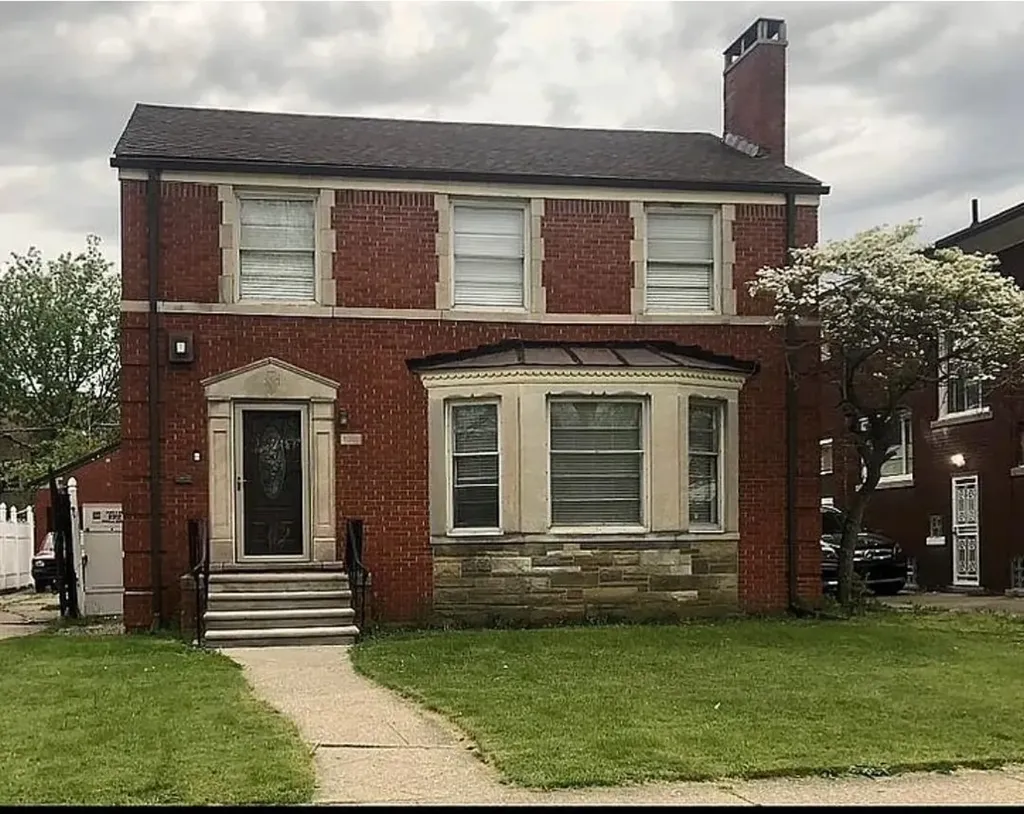 8312 E Outer Drive Detroit City MI 48213