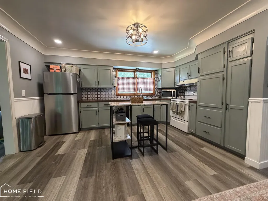 2660 S Morrice Road Owosso Charter Township MI 48867
