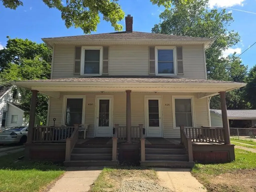 426 E Williams Street Owosso City MI 48867