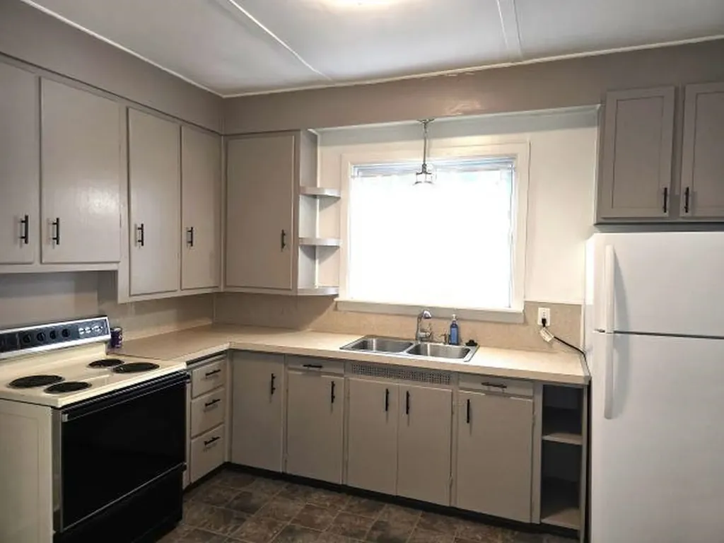 426 E Williams Street Owosso City MI 48867