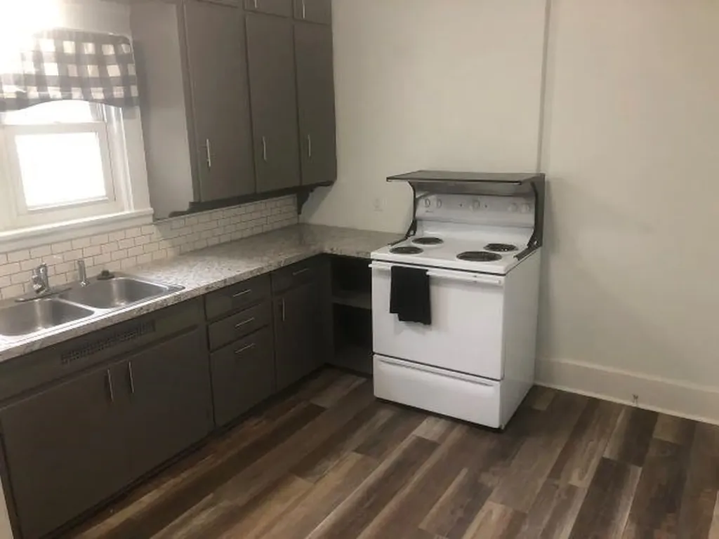 426 E Williams Street Owosso City MI 48867