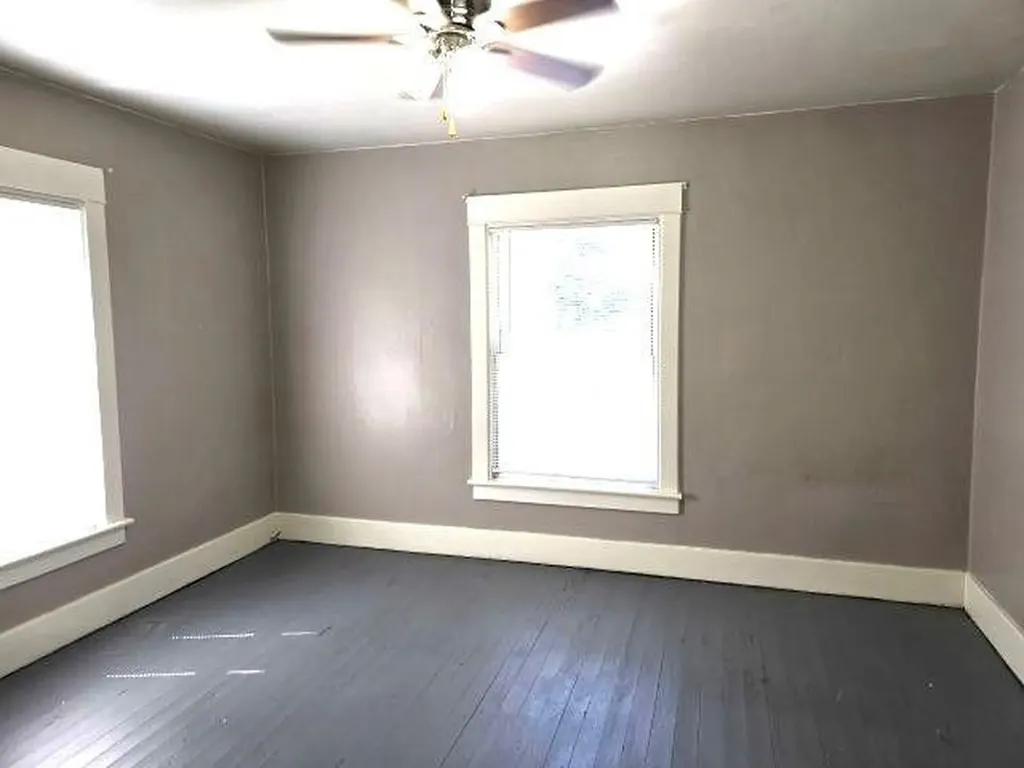 426 E Williams Street Owosso City MI 48867