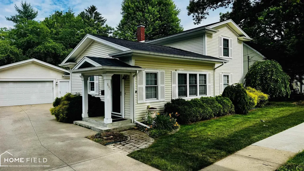 531 Randolph Street Owosso City MI 48867