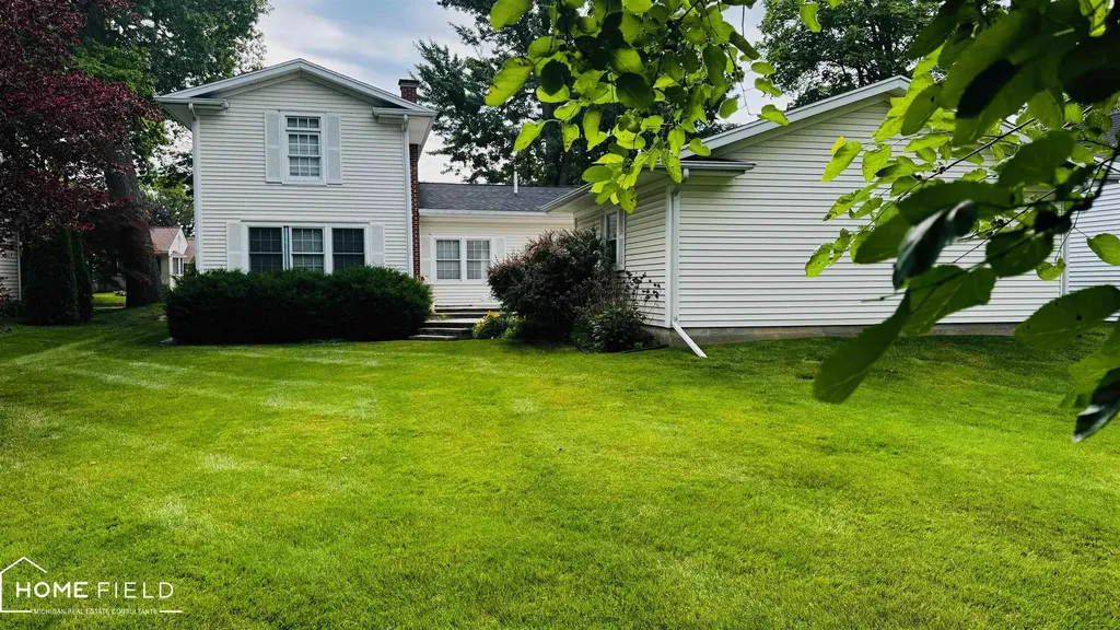 531 Randolph Street Owosso City MI 48867