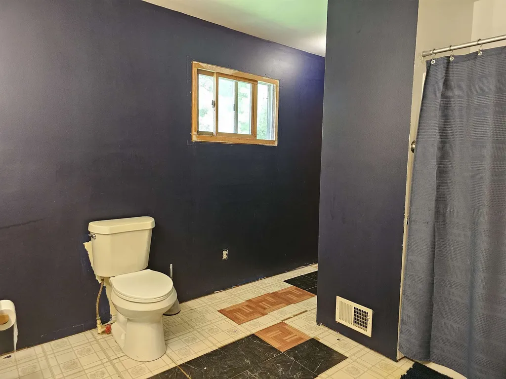 3208 W Bath Road Perry City MI 48872