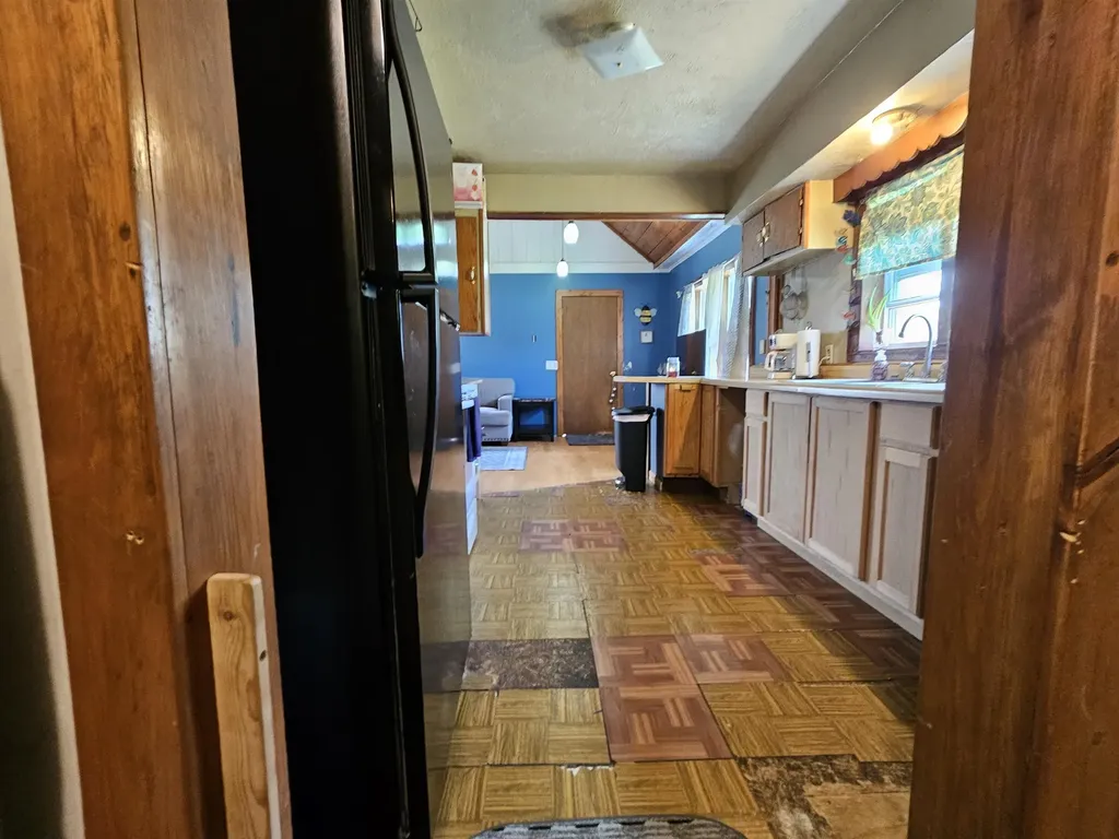 3208 W Bath Road Perry City MI 48872
