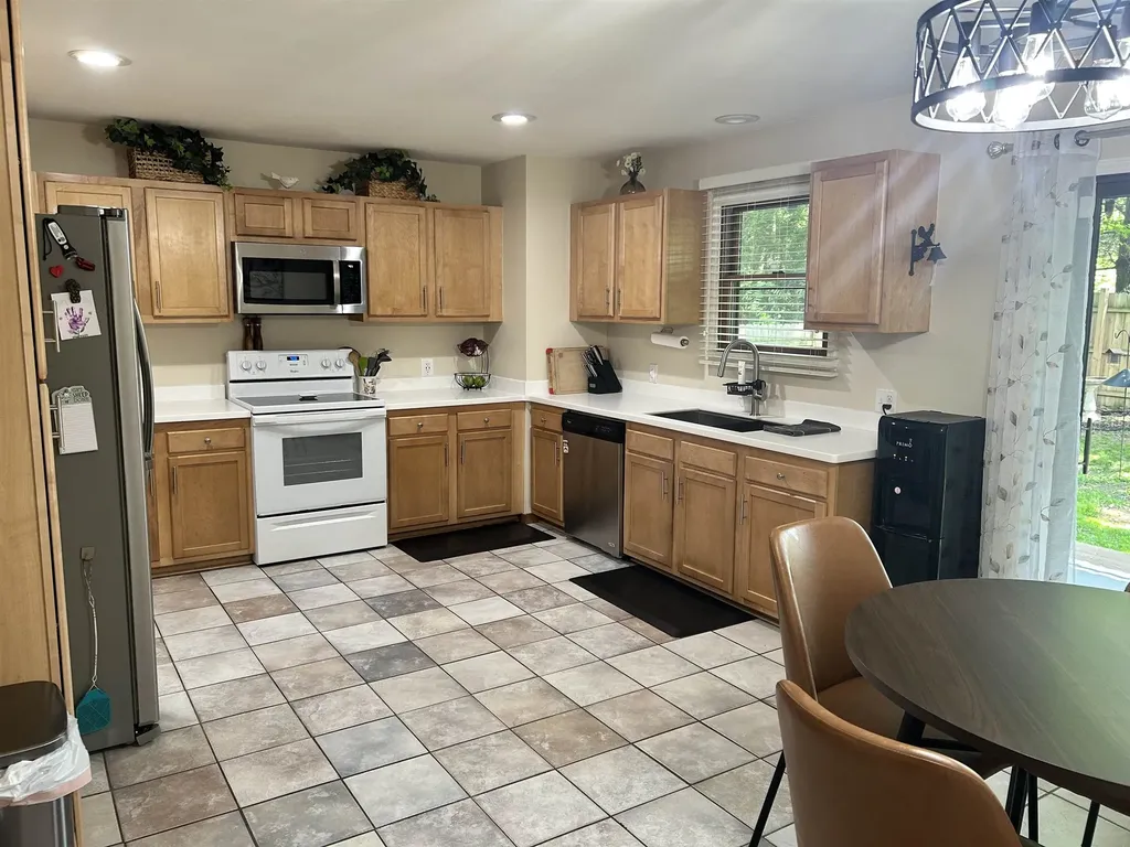4550 Hummer Lake Road Brandon Charter Township MI 48462