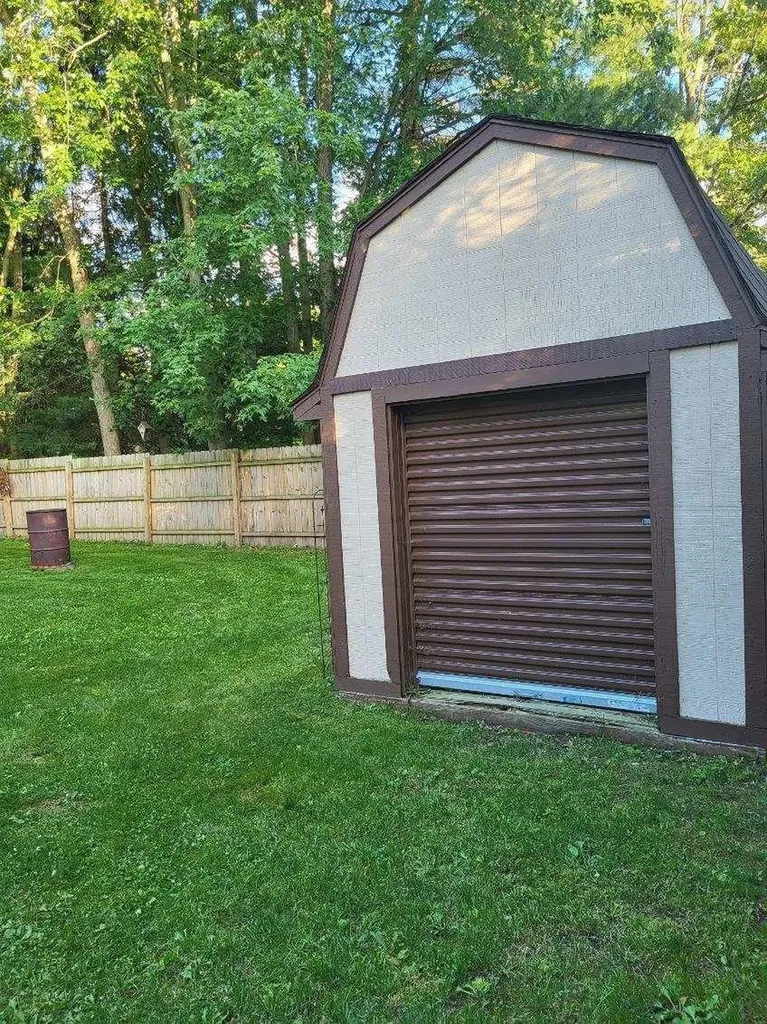 4550 Hummer Lake Road Brandon Charter Township MI 48462