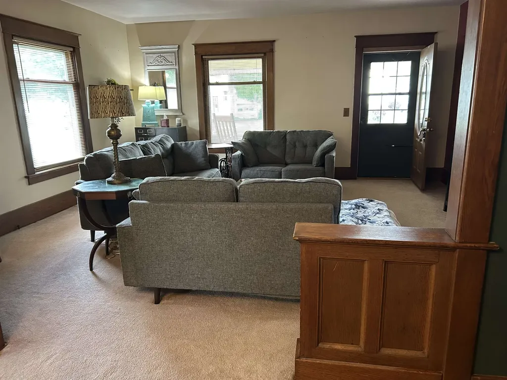 302 N Mackinaw Street Durand City MI 48429