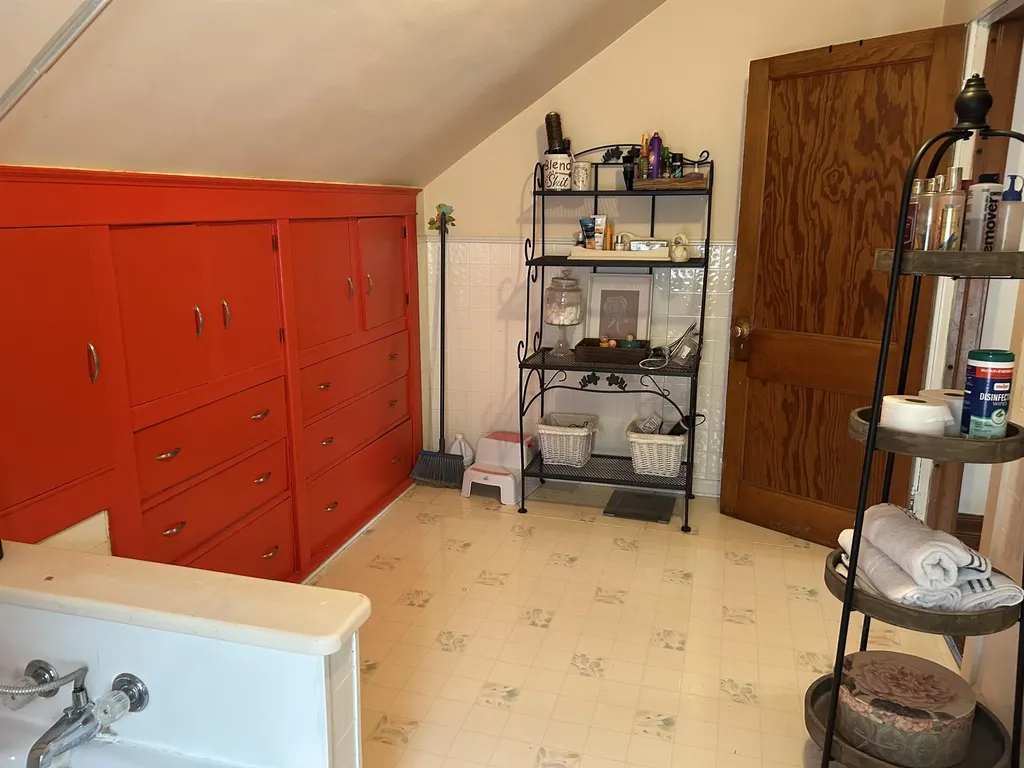 302 N Mackinaw Street Durand City MI 48429