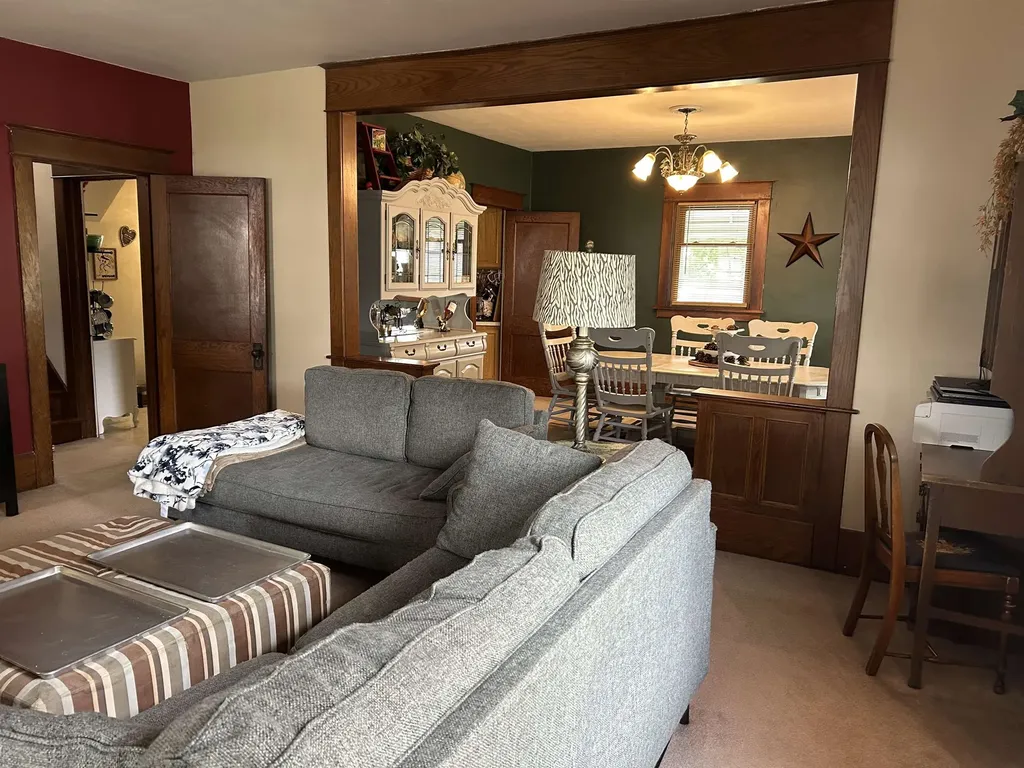 302 N Mackinaw Street Durand City MI 48429