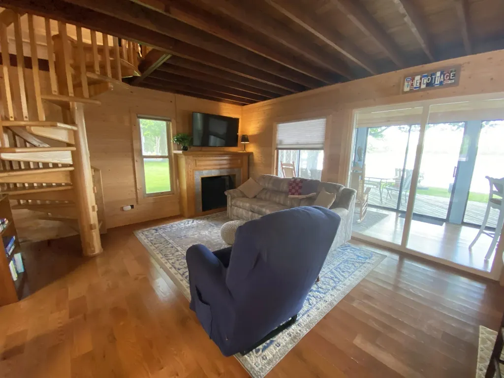 9330 Oakdale Drive Victor Township MI 48848