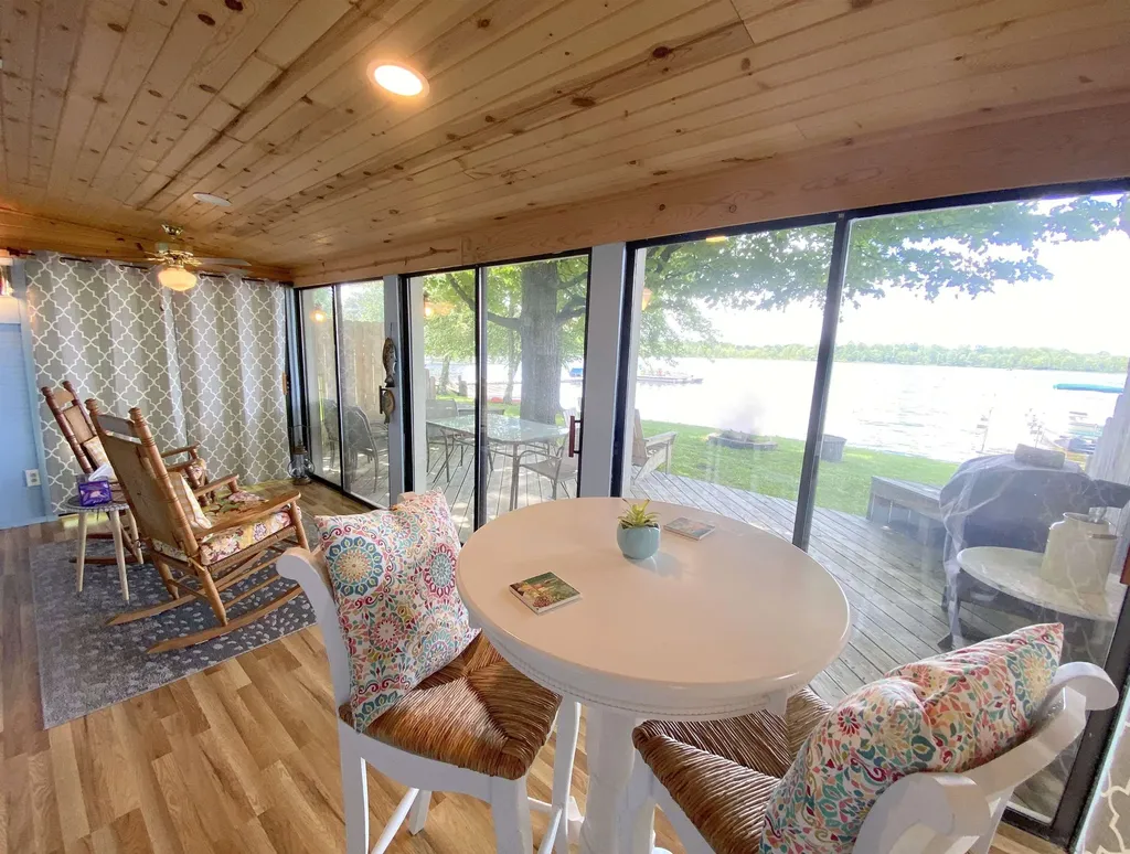 9330 Oakdale Drive Victor Township MI 48848