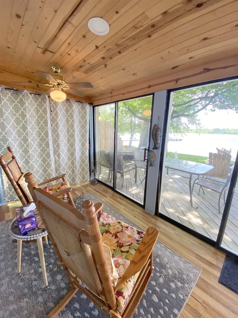 9330 Oakdale Drive Victor Township MI 48848