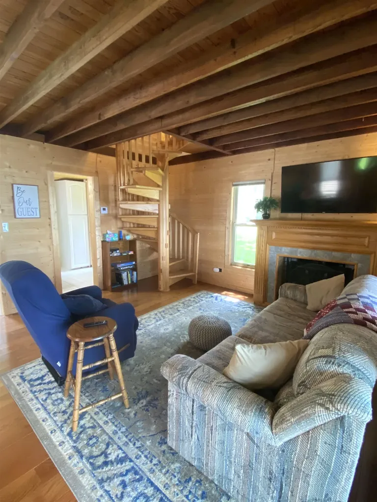 9330 Oakdale Drive Victor Township MI 48848