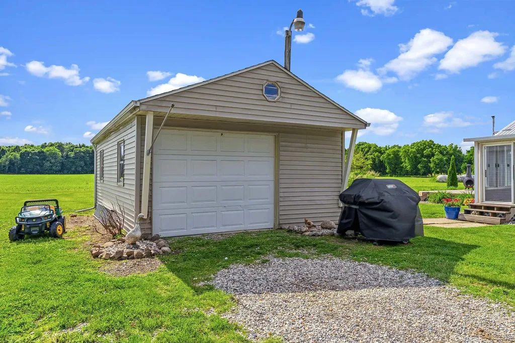 12620 S Reed Road Burns Township MI 48418
