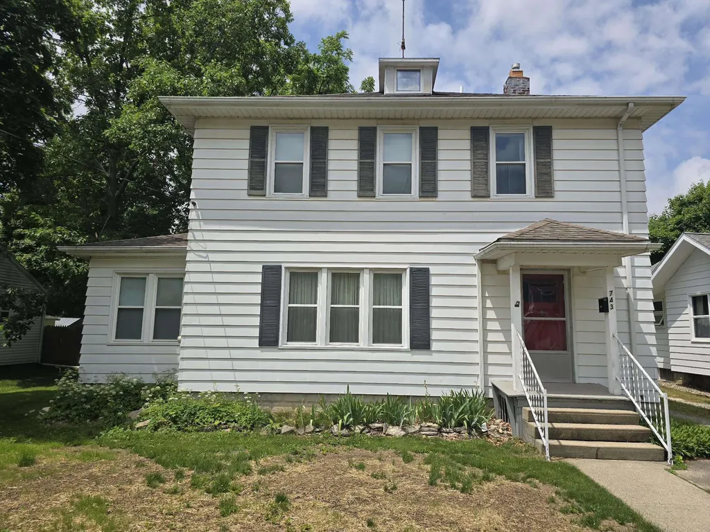 743 N Saginaw Street Owosso City MI 48867