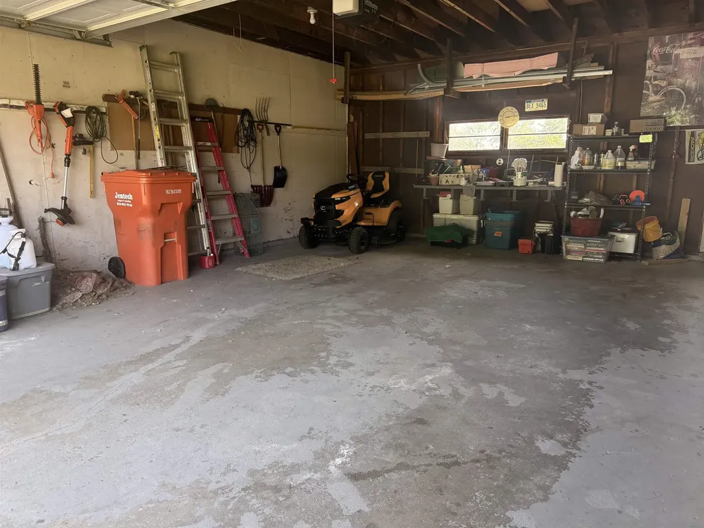 2041 Vandekarr Road Caledonia Charter Township MI 48867
