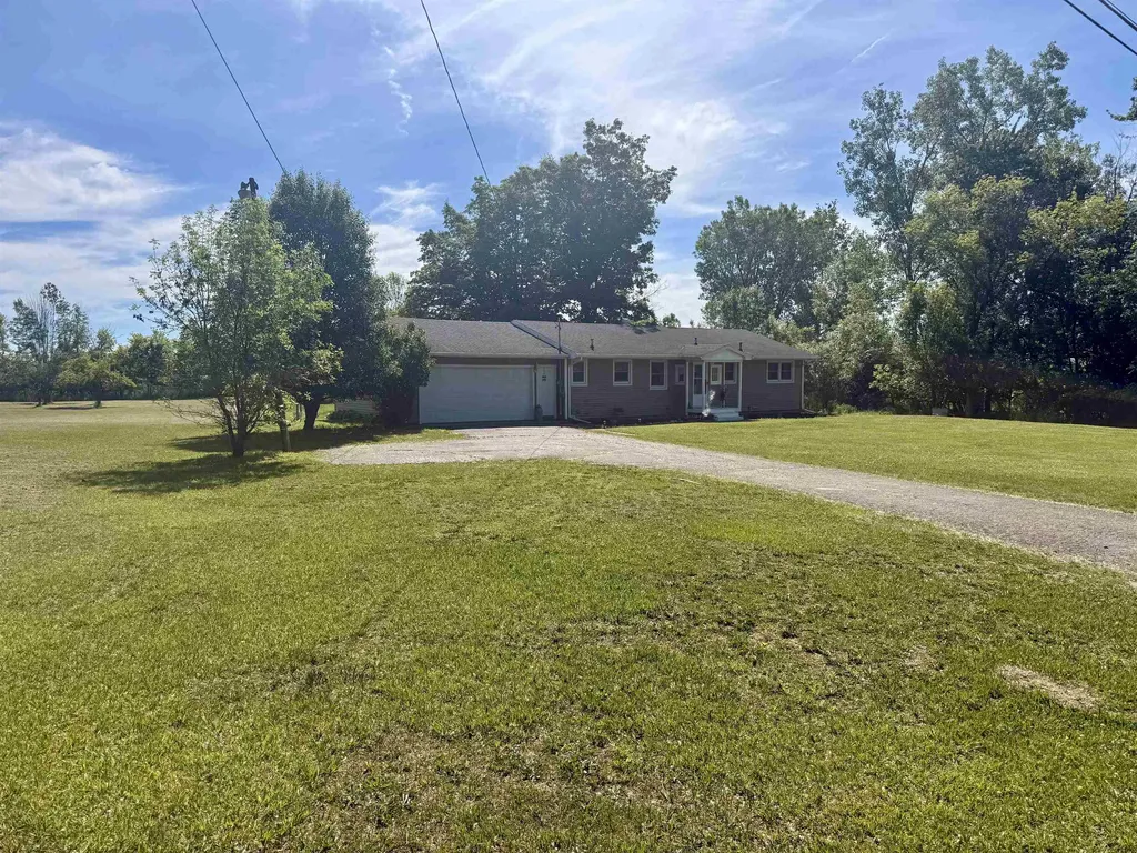 2041 Vandekarr Road Caledonia Charter Township MI 48867