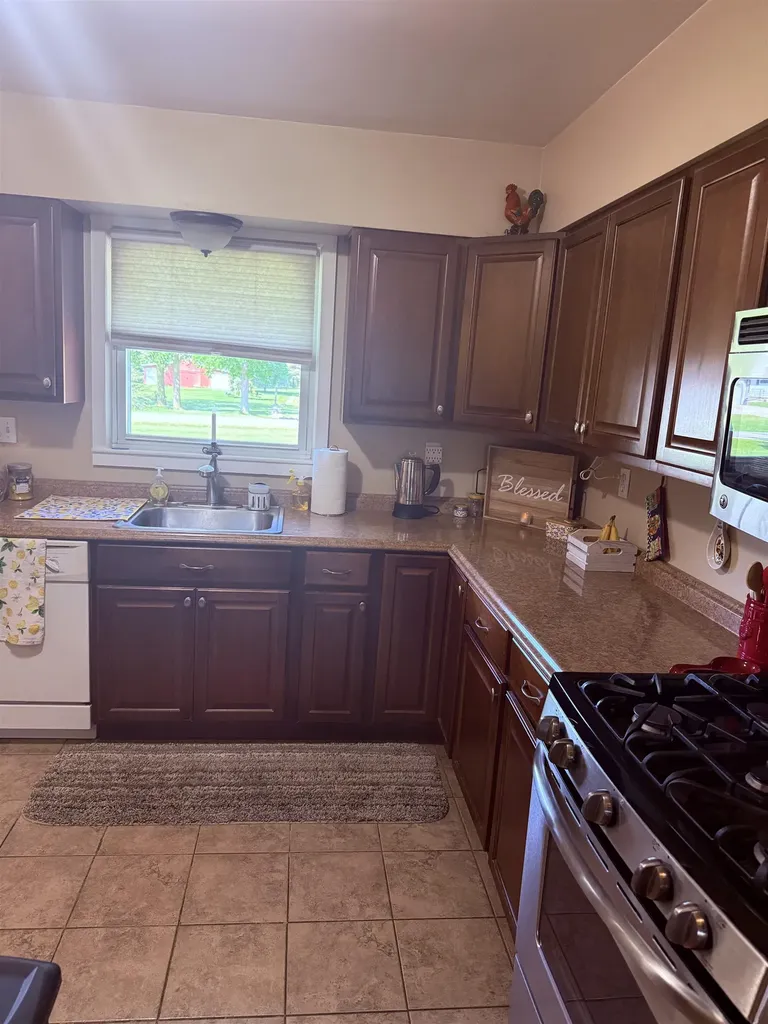2041 Vandekarr Road Caledonia Charter Township MI 48867
