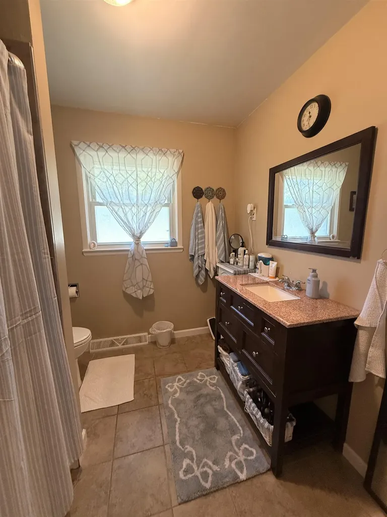 2041 Vandekarr Road Caledonia Charter Township MI 48867