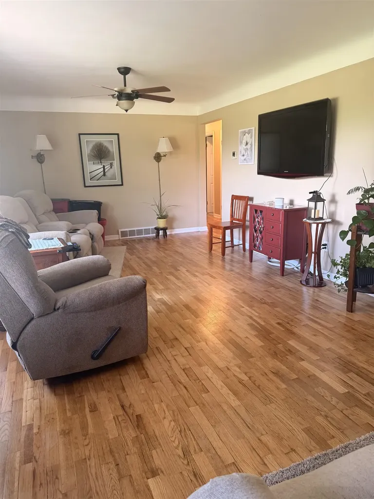2041 Vandekarr Road Caledonia Charter Township MI 48867