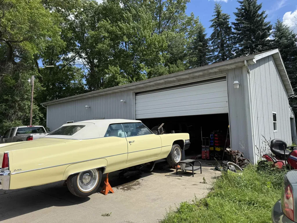 9749 Bell Road Taymouth Township MI 48415