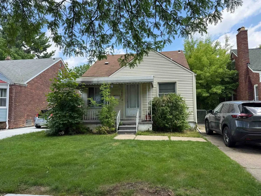20237 Washtenaw Street Harper Woods City MI 48225
